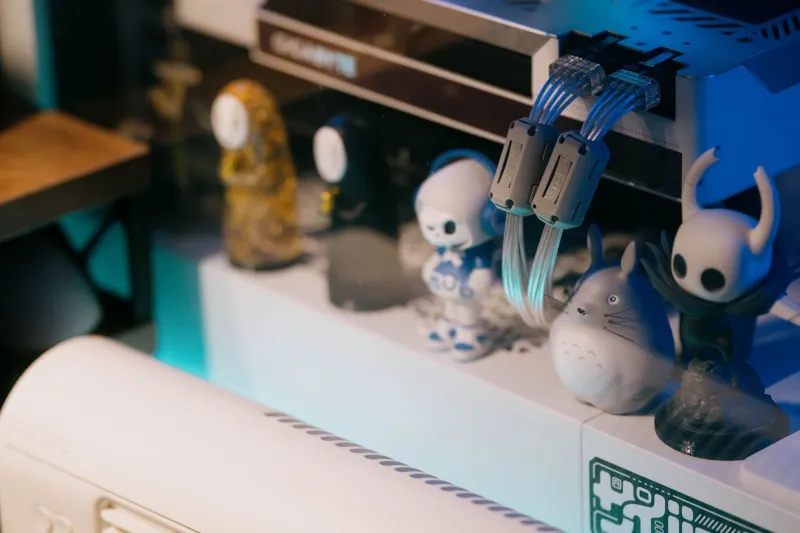 Analog Alchemy: Inside the Cult of Retro Gamers Who Will Die on the RCA Cable Hill