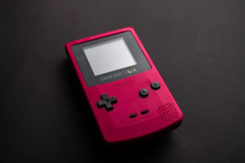 Pixel Glow-Up: The Obsessive, Expensive, and Totally Worth It World of Game Boy Screen Mods